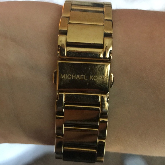 Michael Kors Gold Watch - Picture 3 of 5